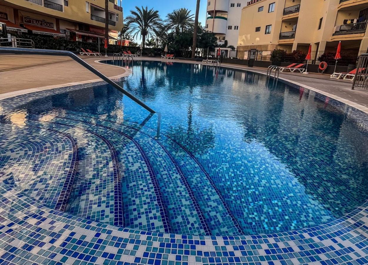 Luxory Dreamy Sunset, Seafront, Direct Access To The Promenade,Wifi,Pool,Free Parking Apartman Los Cristianos  Kültér fotó