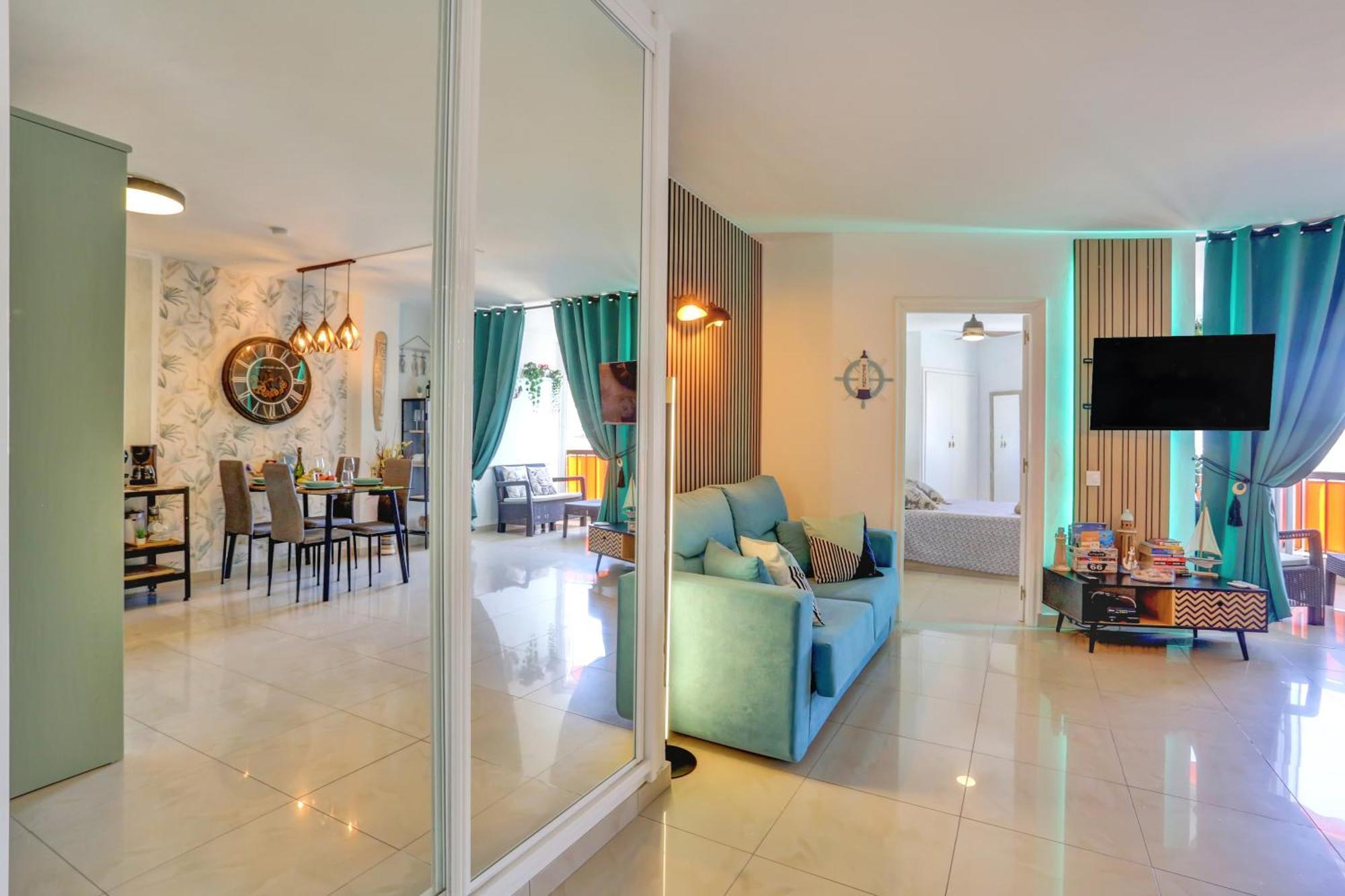 Luxory Dreamy Sunset, Seafront, Direct Access To The Promenade,Wifi,Pool,Free Parking Apartman Los Cristianos  Kültér fotó