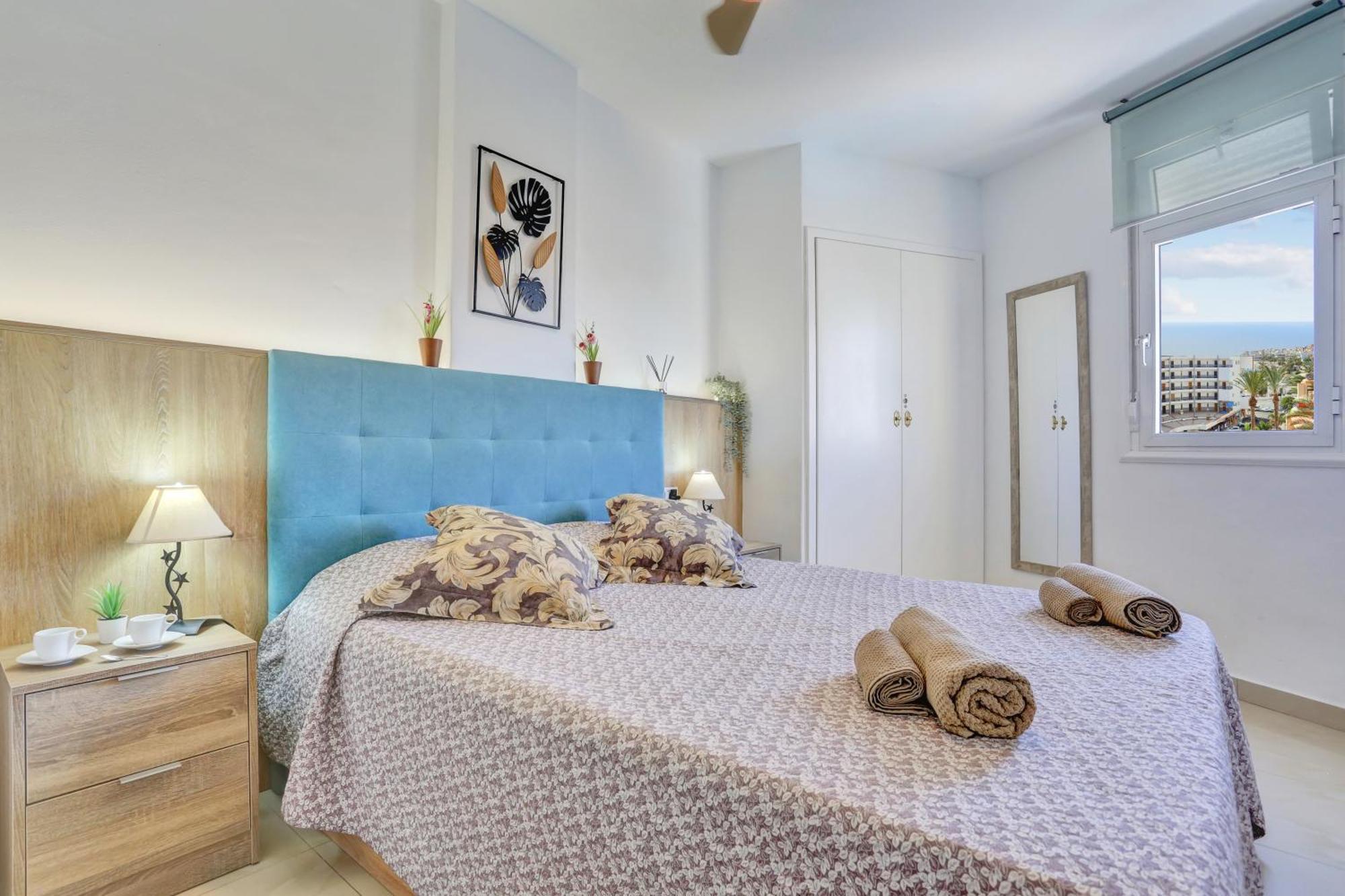 Luxory Dreamy Sunset, Seafront, Direct Access To The Promenade,Wifi,Pool,Free Parking Apartman Los Cristianos  Kültér fotó