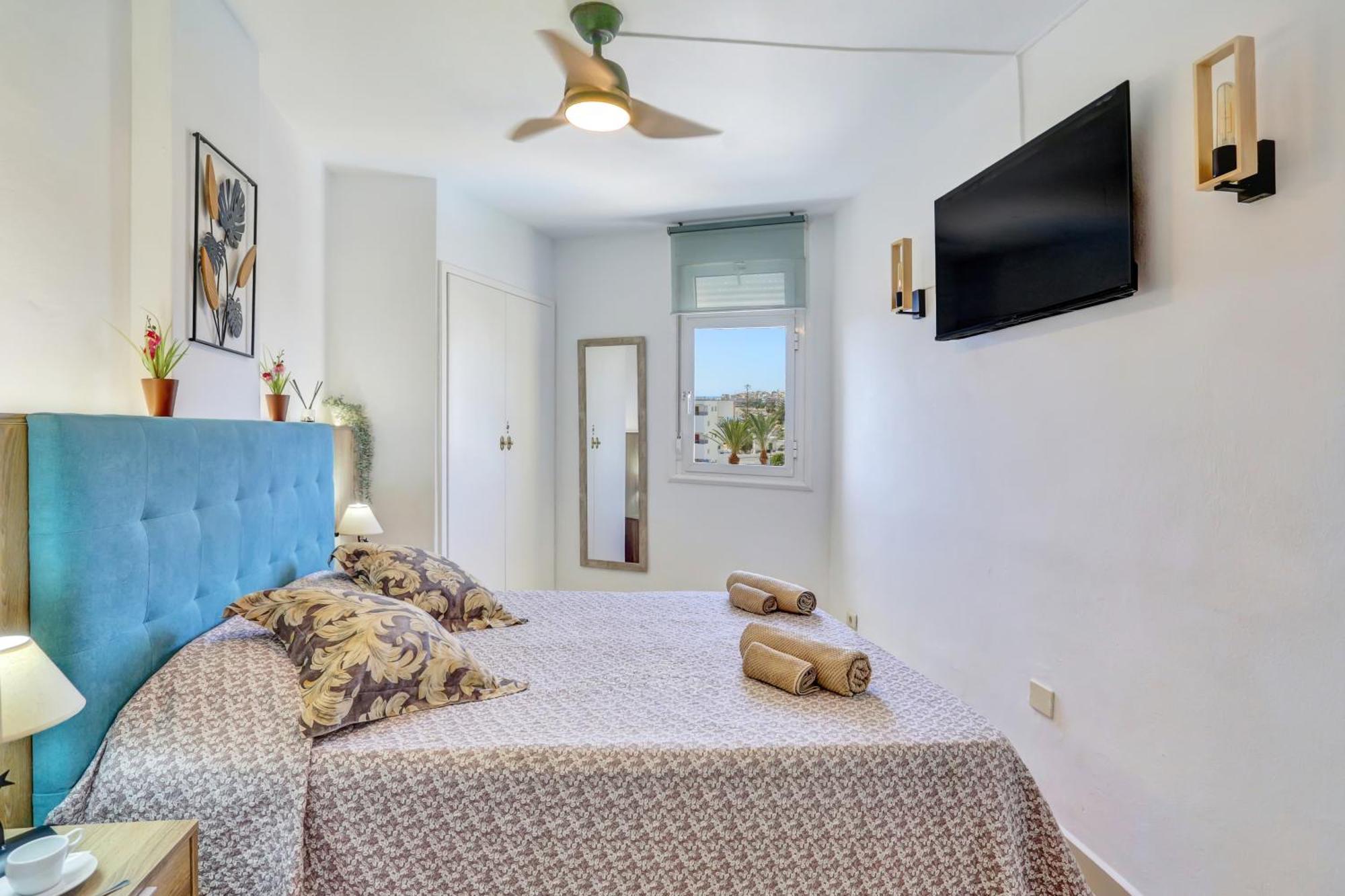 Luxory Dreamy Sunset, Seafront, Direct Access To The Promenade,Wifi,Pool,Free Parking Apartman Los Cristianos  Kültér fotó